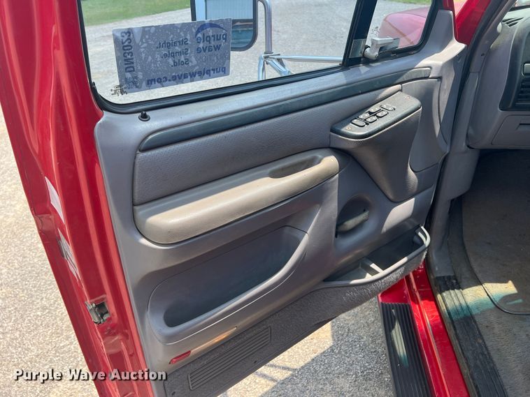 image for item DN3023 1996 Ford F350  Crew Cab rescue vehicle