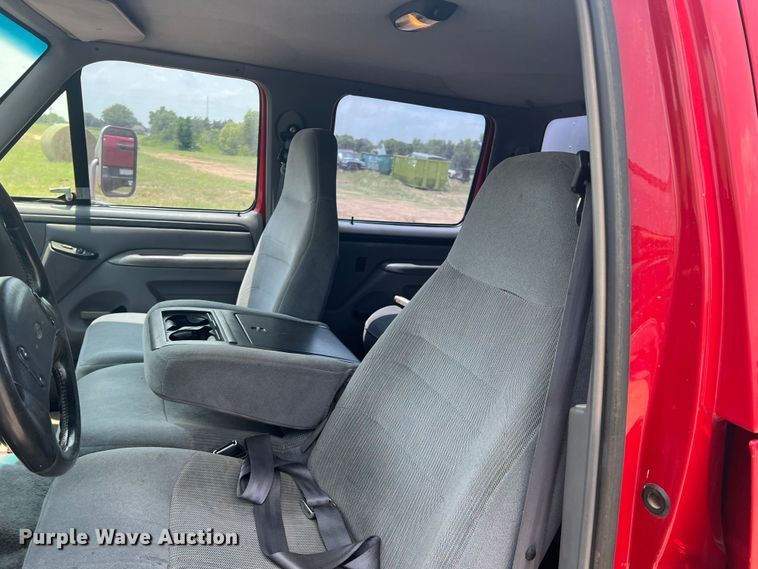 image for item DN3023 1996 Ford F350  Crew Cab rescue vehicle