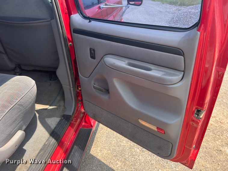 image for item DN3023 1996 Ford F350  Crew Cab rescue vehicle