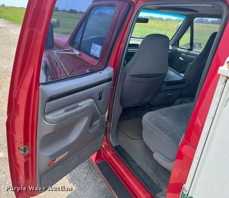 image for item DN3023 1996 Ford F350  Crew Cab rescue vehicle