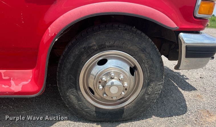 image for item DN3023 1996 Ford F350  Crew Cab rescue vehicle