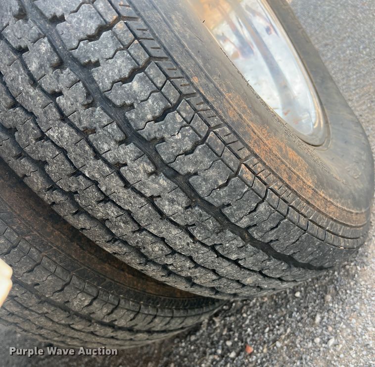 image for item DN3023 1996 Ford F350  Crew Cab rescue vehicle