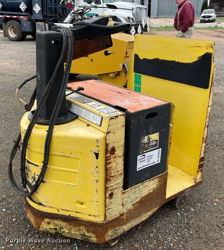 image for item DN4653 Hyster T5XT  tug