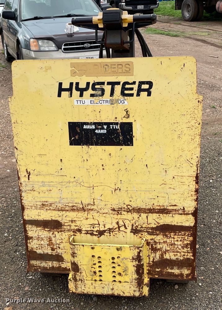 image for item DN4653 Hyster T5XT  tug
