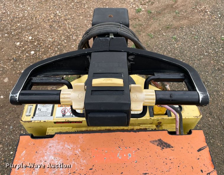 image for item DN4653 Hyster T5XT  tug