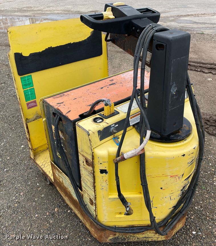 image for item DN4653 Hyster T5XT  tug