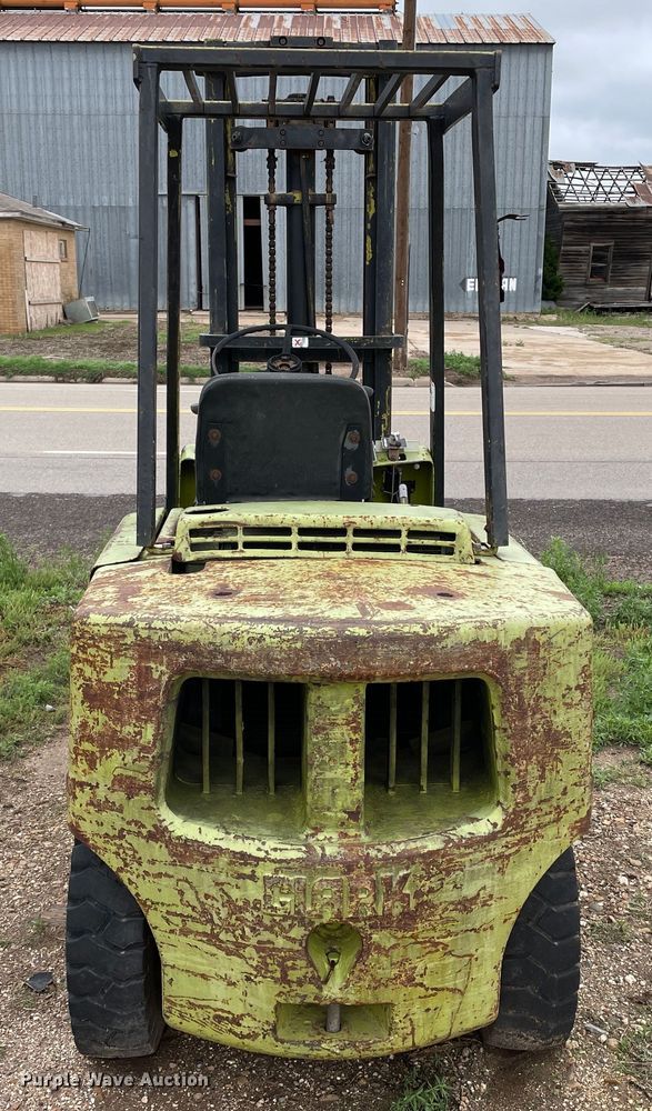 image for item DN4655 Clark C500-YS60  forklift