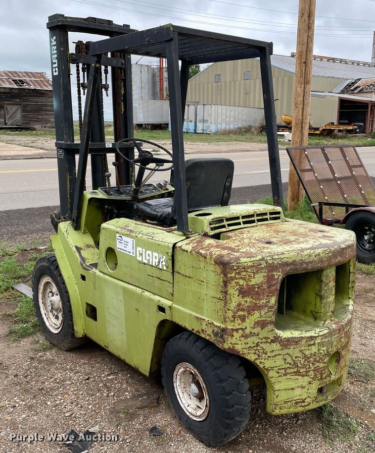 image for item DN4655 Clark C500-YS60  forklift