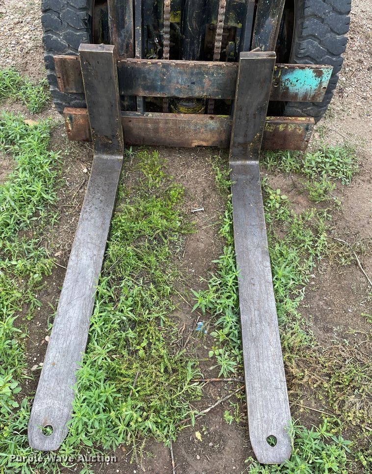 image for item DN4655 Clark C500-YS60  forklift