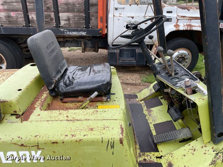 image for item DN4655 Clark C500-YS60  forklift