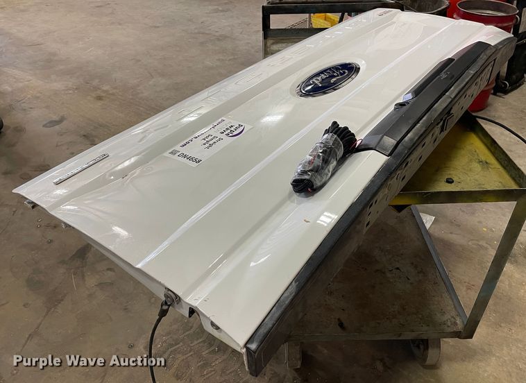 image for item DN4658 Tailgate