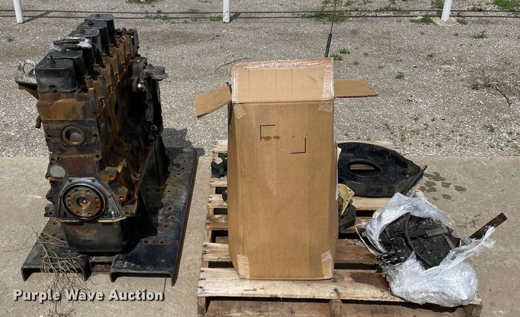 image for item DN4660 Cummins  engine