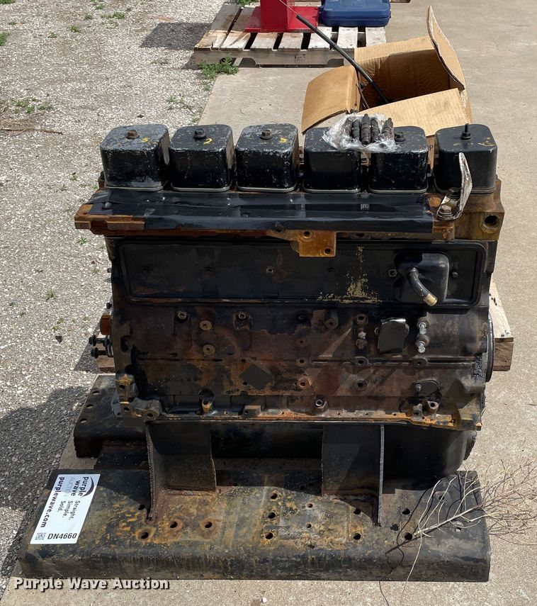 image for item DN4660 Cummins  engine