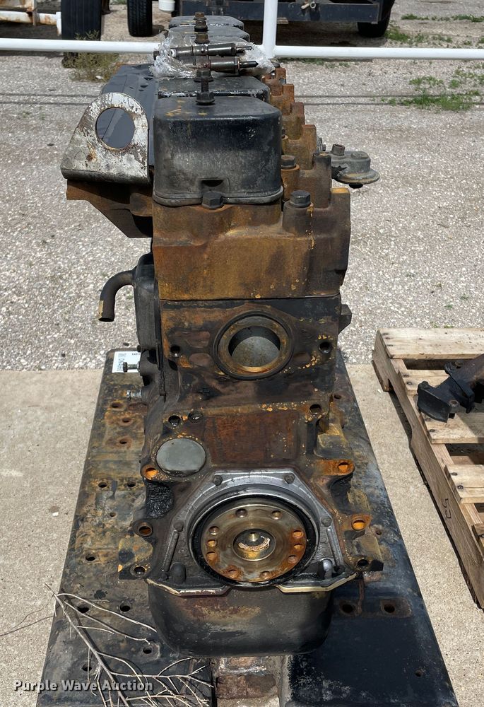 image for item DN4660 Cummins  engine