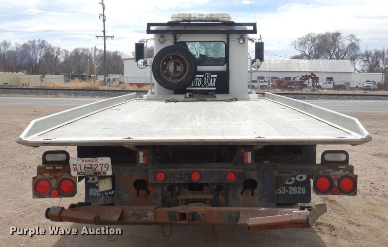 image for item DN6319 2003 Kenworth T300  rollback truck