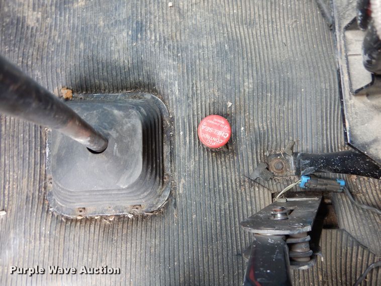 image for item DN6319 2003 Kenworth T300  rollback truck