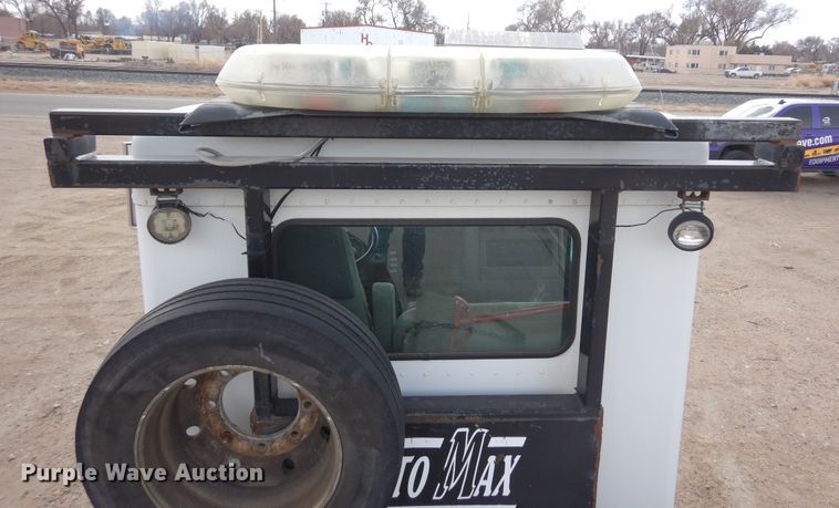 image for item DN6319 2003 Kenworth T300  rollback truck