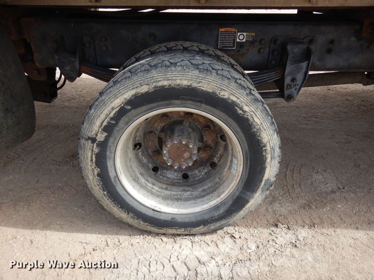 image for item DN6319 2003 Kenworth T300  rollback truck