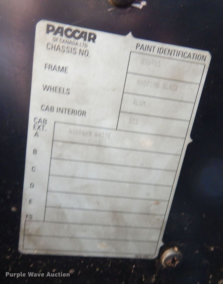 image for item DN6319 2003 Kenworth T300  rollback truck