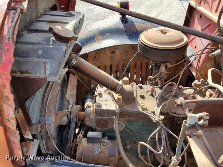 image for item DN6893 1936 International D30  truck cab and chassis