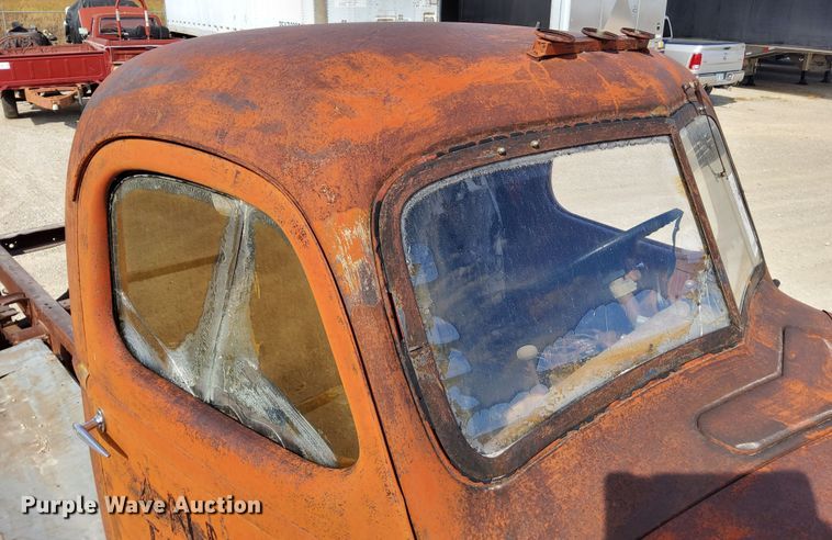 image for item DN6893 1936 International D30  truck cab and chassis