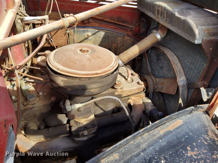 image for item DN6893 1936 International D30  truck cab and chassis