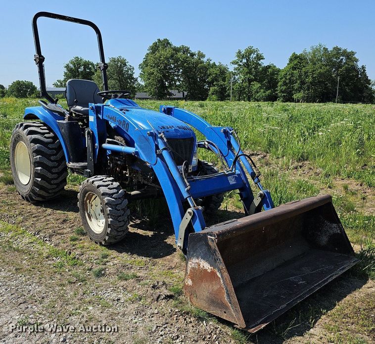 image for item DO2688 New Holland TC34DA  MFWD tractor
