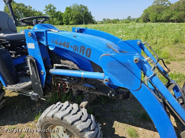 image for item DO2688 New Holland TC34DA  MFWD tractor