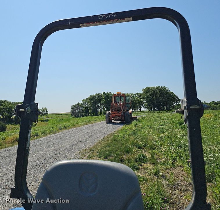 image for item DO2688 New Holland TC34DA  MFWD tractor