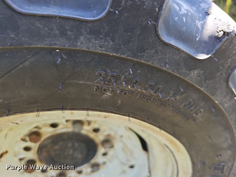 image for item DO2688 New Holland TC34DA  MFWD tractor