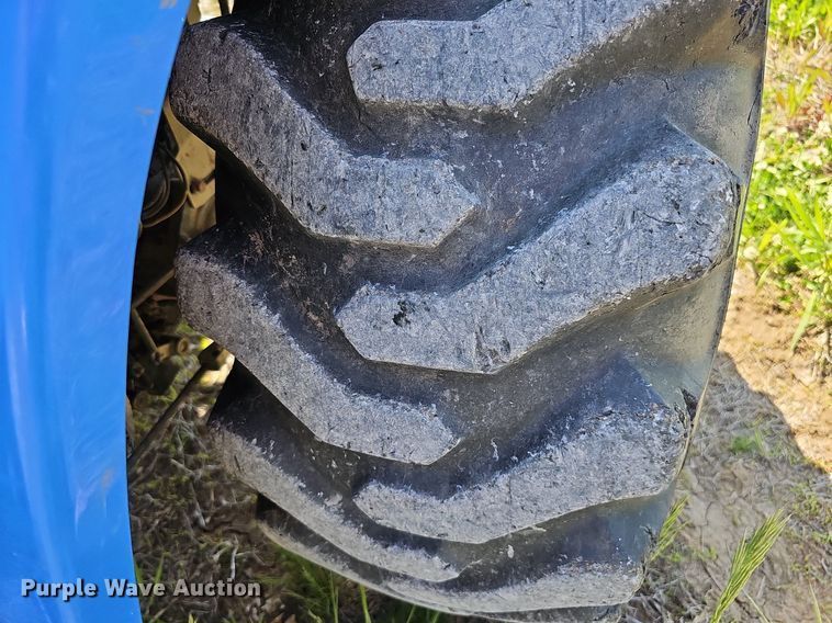 image for item DO2688 New Holland TC34DA  MFWD tractor