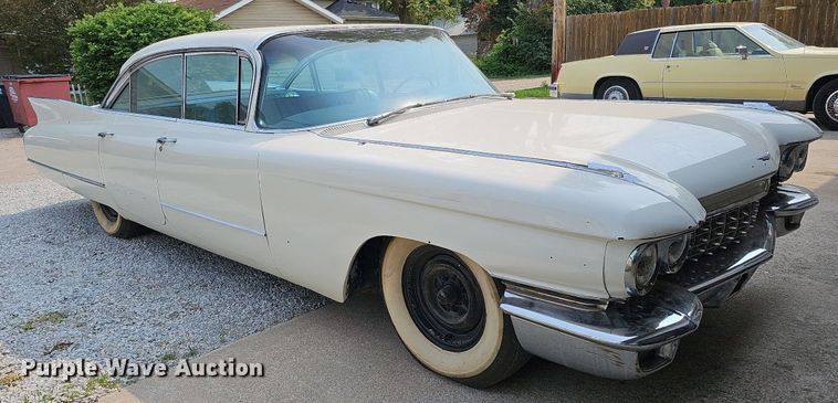 image for item DO4404 1960 Cadillac  sedan