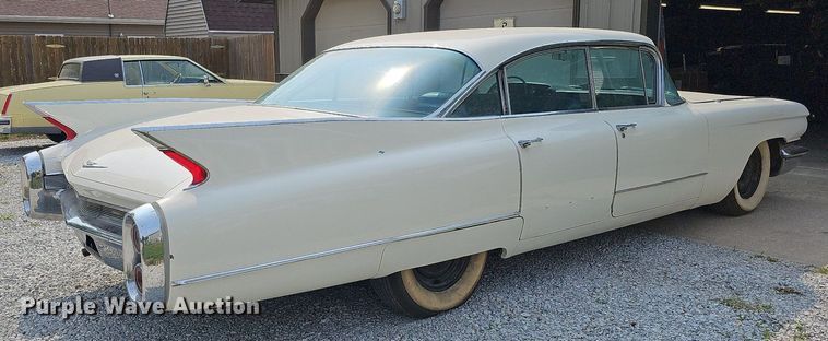 image for item DO4404 1960 Cadillac  sedan