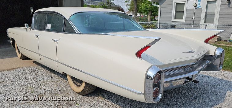 image for item DO4404 1960 Cadillac  sedan