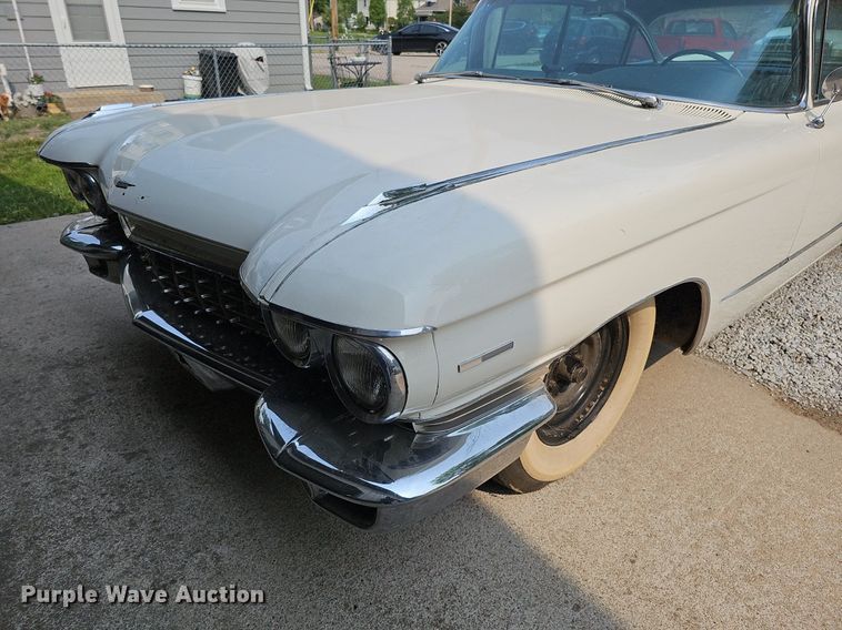 image for item DO4404 1960 Cadillac  sedan