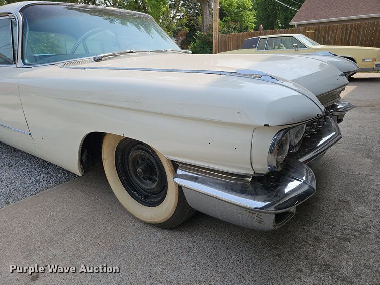 image for item DO4404 1960 Cadillac  sedan