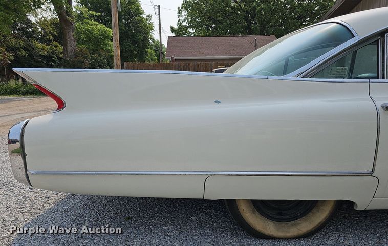 image for item DO4404 1960 Cadillac  sedan