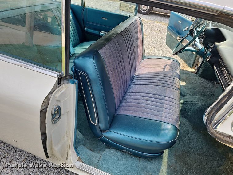 image for item DO4404 1960 Cadillac  sedan