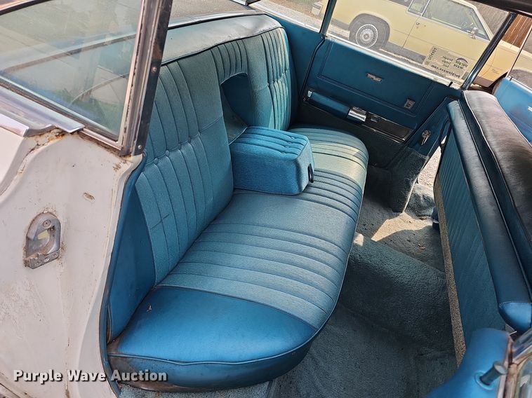 image for item DO4404 1960 Cadillac  sedan