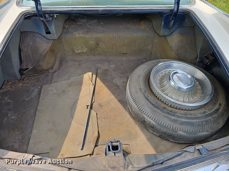 image for item DO4404 1960 Cadillac  sedan