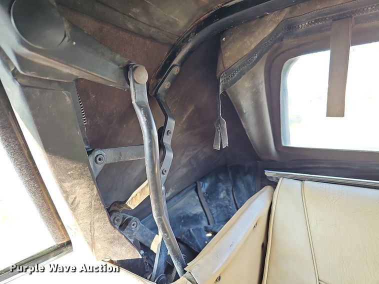 image for item DO4414 1983 Ford Mustang GLX  convertible