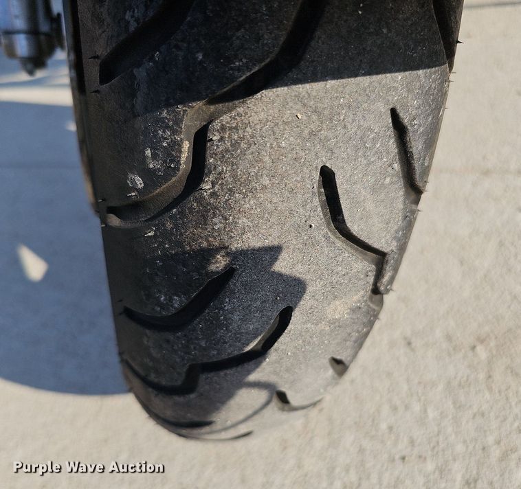 image for item DO4415 1999 Harley Davidson Electra Glide Classic  motorcycle