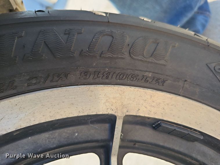 image for item DO4415 1999 Harley Davidson Electra Glide Classic  motorcycle