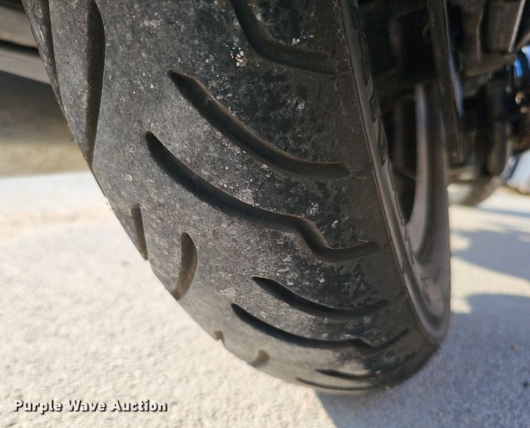 image for item DO4415 1999 Harley Davidson Electra Glide Classic  motorcycle