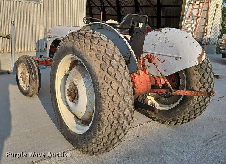 image for item DO4417 1950 Ford 8N  tractor