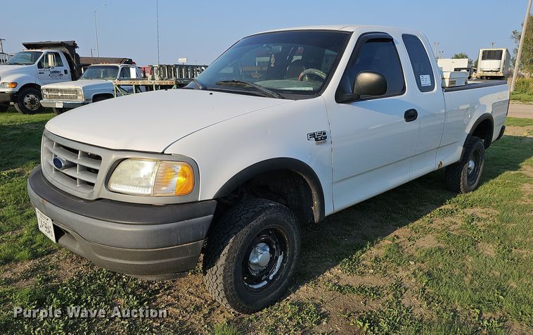 image for item DO4418 2003 Ford F150 XL  SuperCab pickup truck