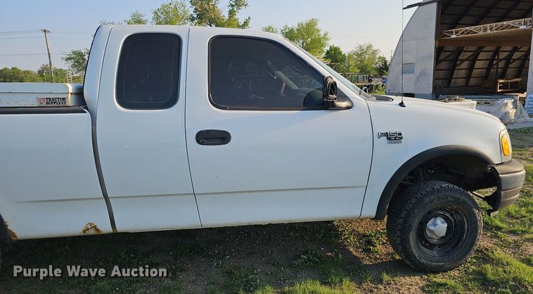 image for item DO4418 2003 Ford F150 XL  SuperCab pickup truck