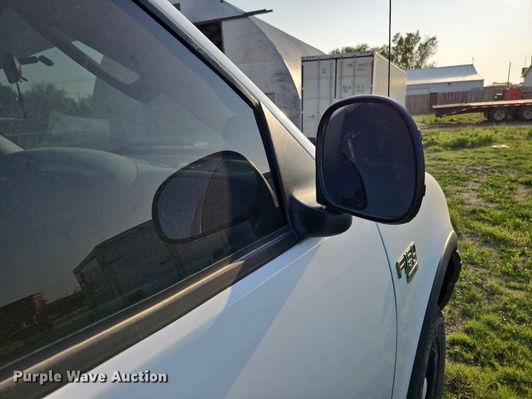 image for item DO4418 2003 Ford F150 XL  SuperCab pickup truck