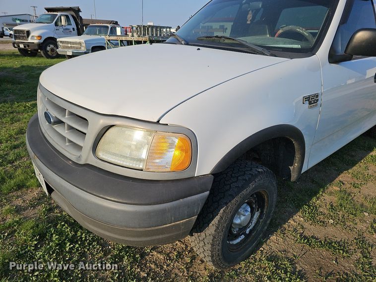 image for item DO4418 2003 Ford F150 XL  SuperCab pickup truck