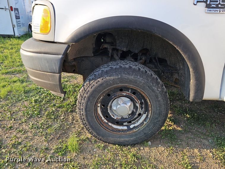 image for item DO4418 2003 Ford F150 XL  SuperCab pickup truck